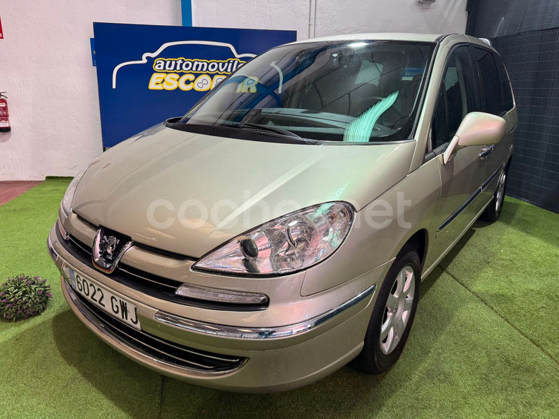 PEUGEOT 807 Premium 2.0 HDI 136 FAP