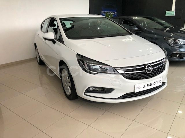 OPEL Astra 1.6 CDTi SS Dynamic