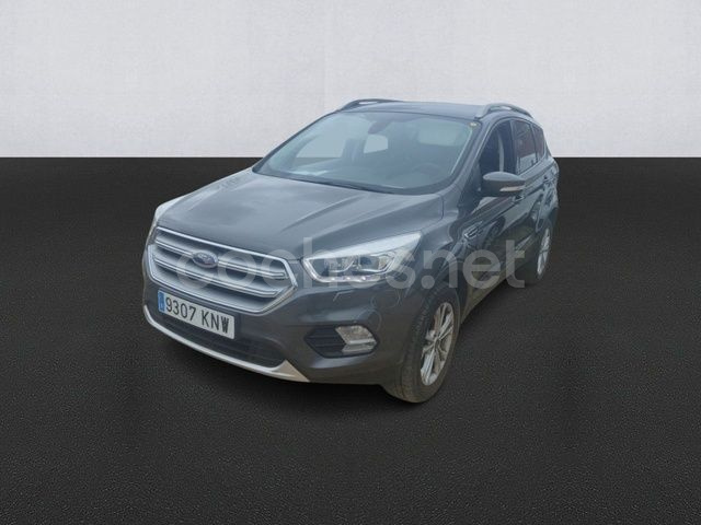 FORD Kuga 1.5 TDCi 4x2 ASS Titanium