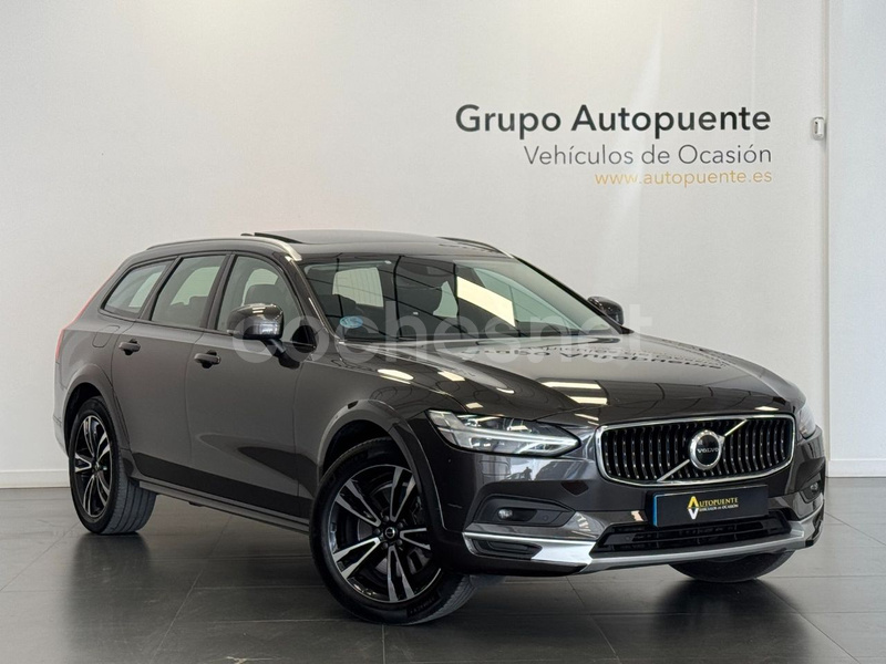 VOLVO V90 Cross Country 2.0 B4 D AWD Auto