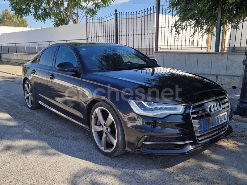 AUDI RS6 Avant 4.0 TFSI quattro tiptronic