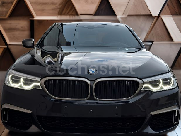 BMW Serie 5 M550i xDrive