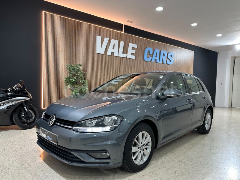 VOLKSWAGEN Golf Advance 1.6 TDI