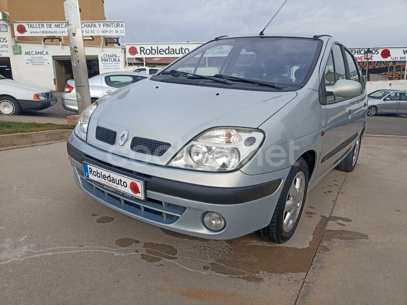 RENAULT Mégane SCENIC RT 1.6 16V