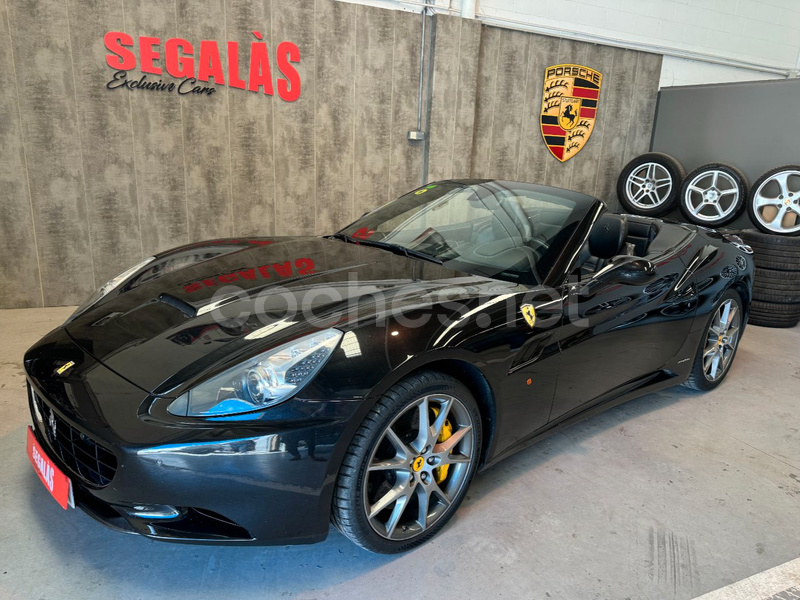 FERRARI California 4.3 V8 4 plazas