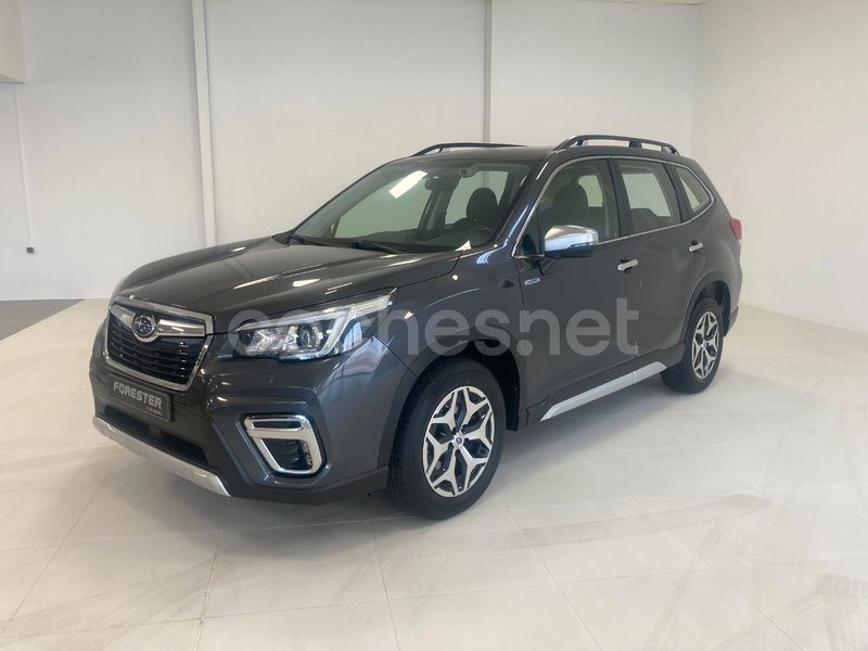 SUBARU Forester 2.0i Hybrid CVT Sport Plus