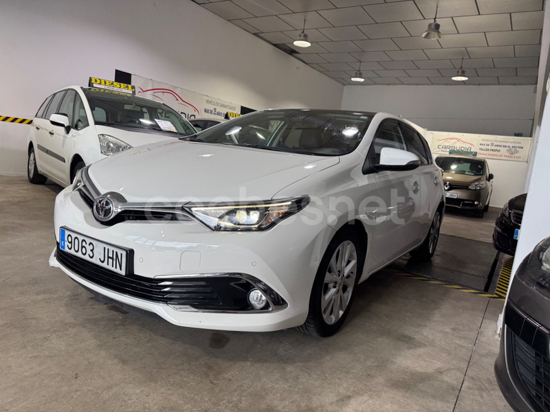 TOYOTA Auris 1.6 115D Advance