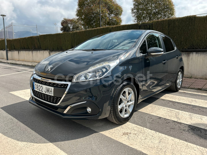 PEUGEOT 208 ACTIVE 1.2L PureTech 82