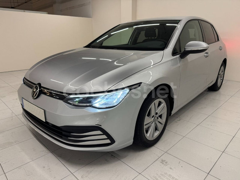 VOLKSWAGEN Golf Life 1.5 TSI