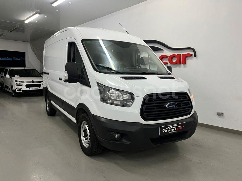 FORD Transit 350 L2H2 Van Ambiente Delantera