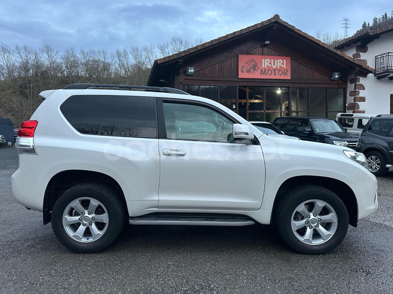 TOYOTA Land Cruiser 3.0 D4D VX