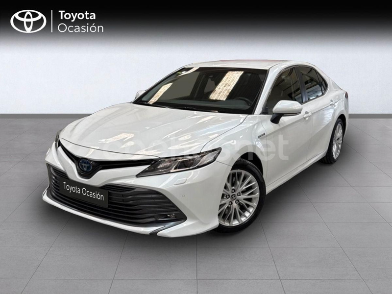 TOYOTA Camry 2.5 220H Advance