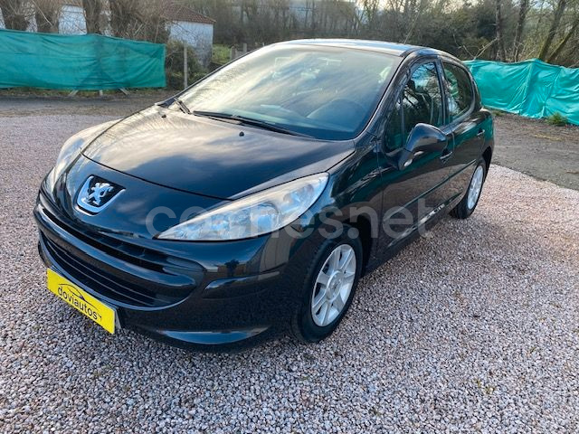 PEUGEOT 207 Confort 1.6 HDI 90
