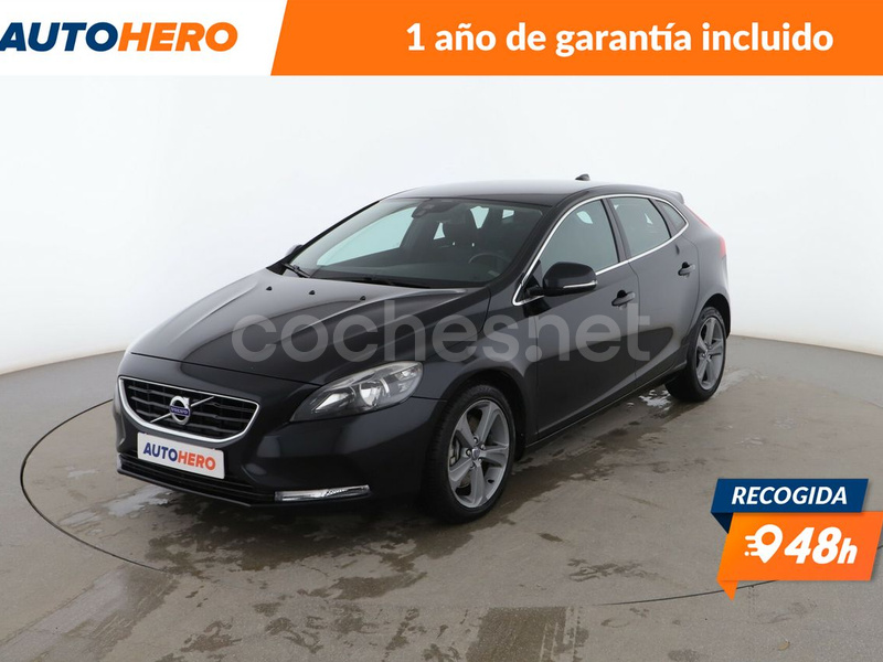 VOLVO V40 2.0 D3 Momentum