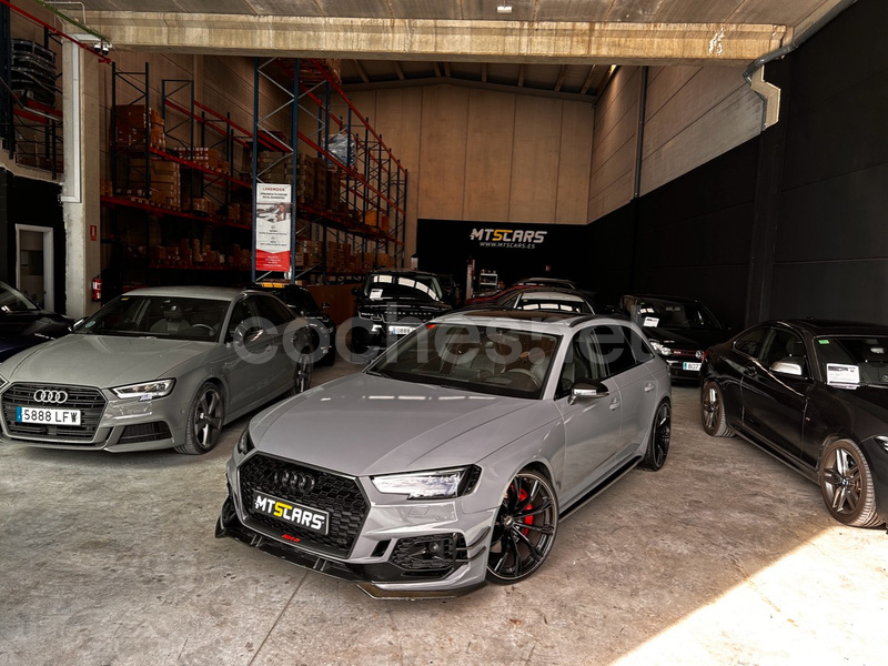 AUDI RS4 Avant 4.2 FSI quattro