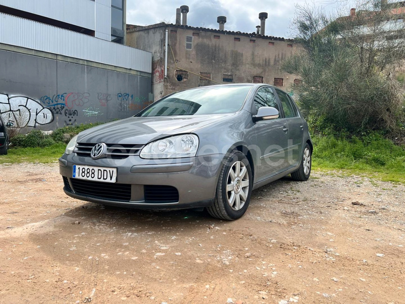 VOLKSWAGEN Golf 1.9 TDI Highline