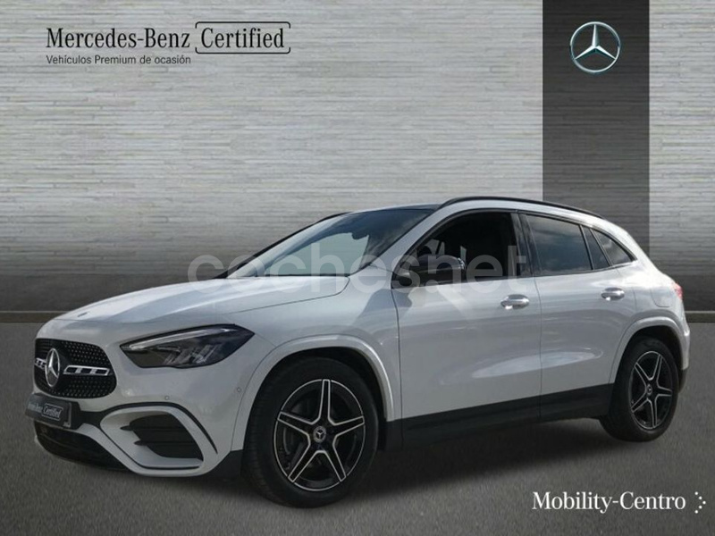 MERCEDES-BENZ GLA GLA 200 D 4MATIC