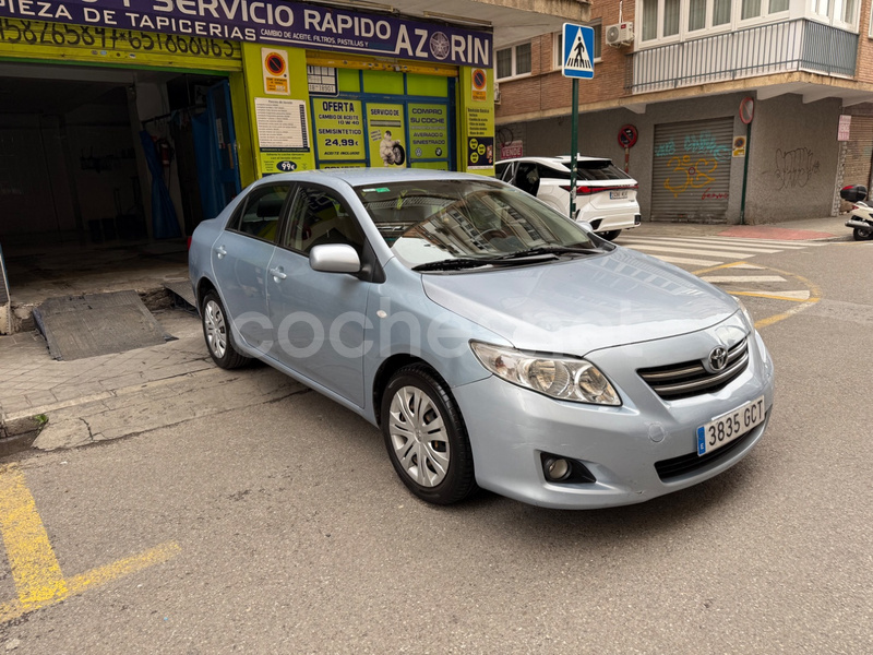 TOYOTA Corolla Sedán 1.4 D4D Corolla