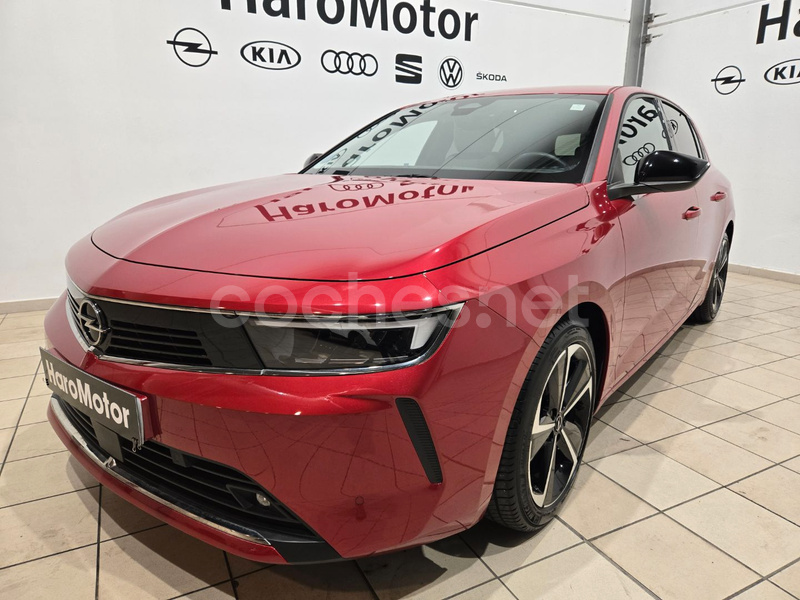 OPEL Astra 1.2T XHT Elegance