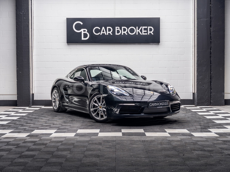 PORSCHE 718 Cayman