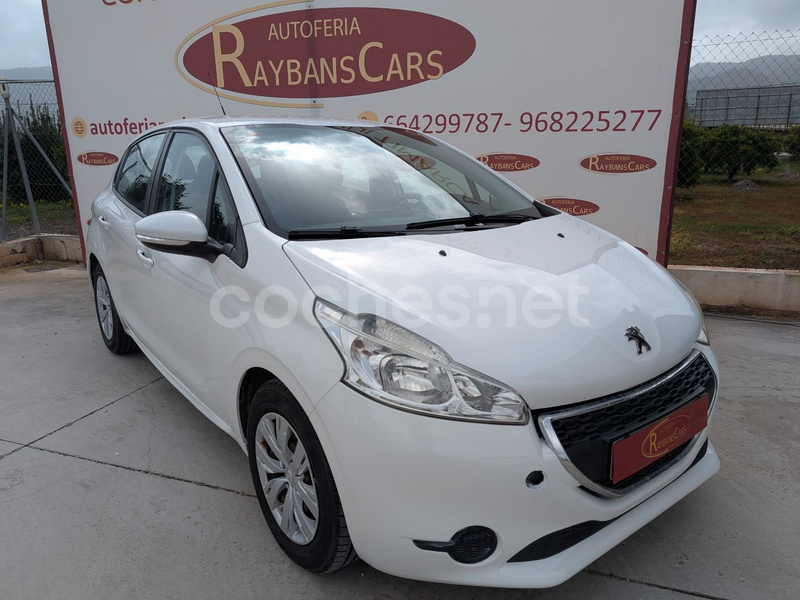 PEUGEOT 208 ACTIVE 1.4 HDi 68