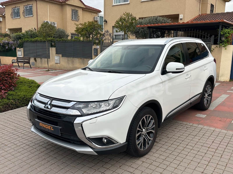 MITSUBISHI Outlander 220 DID Motion Auto 4WD