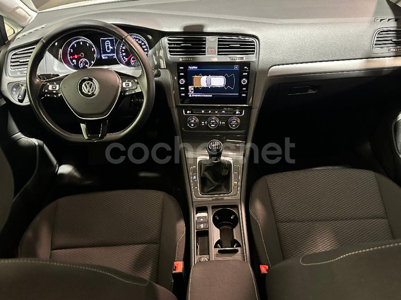 VOLKSWAGEN Golf Edition 1.0 TSI