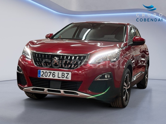 PEUGEOT 3008 1.2 PureTech SS Allure