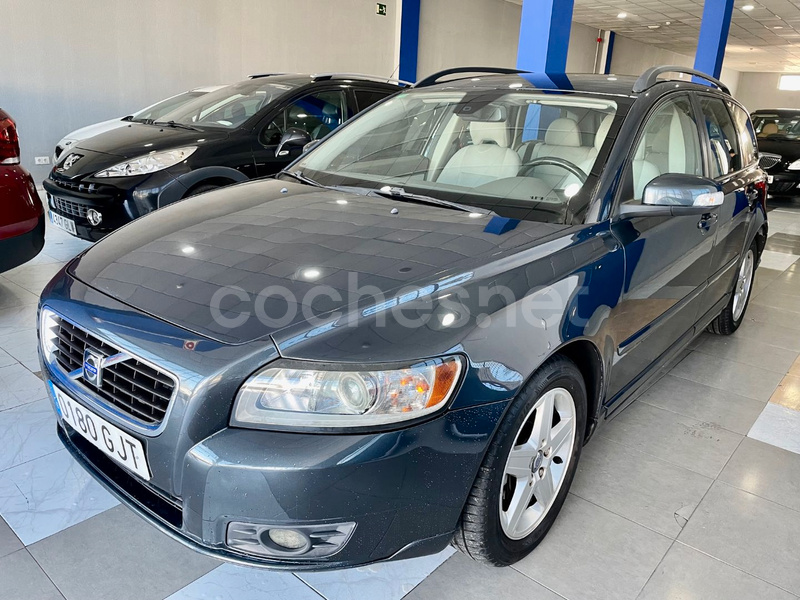 VOLVO V50 2.0D Momentum