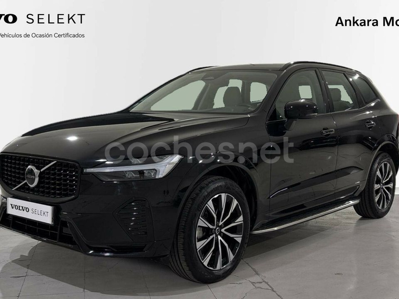 VOLVO XC60 2.0 B4 D AWD Plus Dark Auto