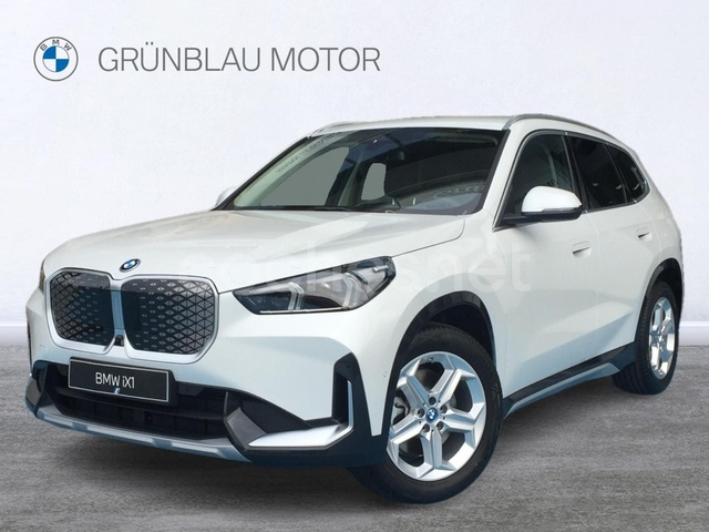 BMW iX1 xDrive30