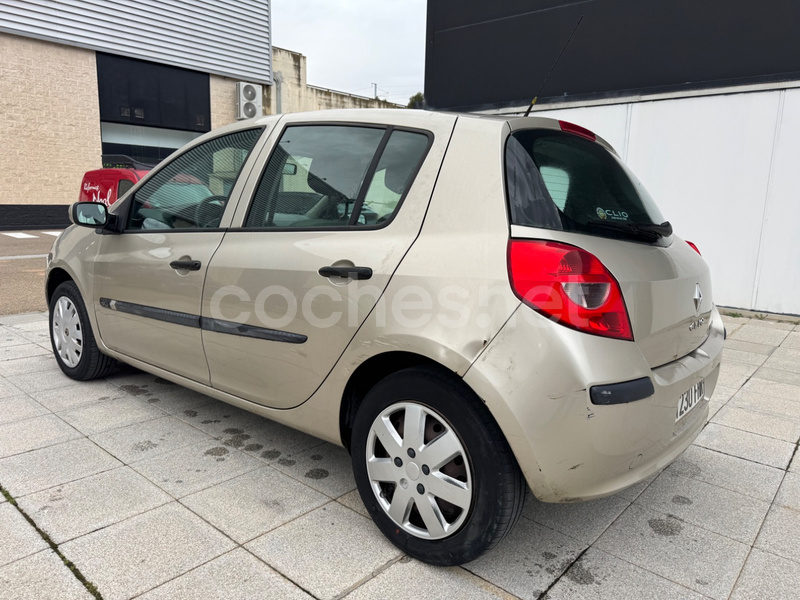 RENAULT Clio Dynamique 1.5DCI105 eco2