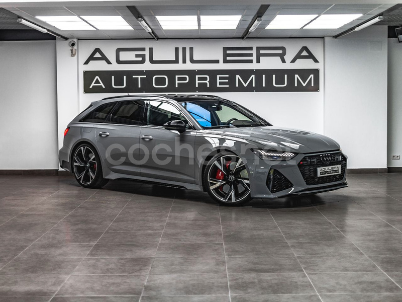 AUDI A6 RS 6 Avant TFSI quattro