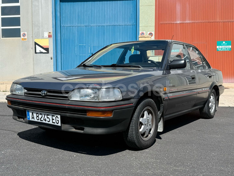 TOYOTA Corolla Sedan COROLLA 1.6 GL