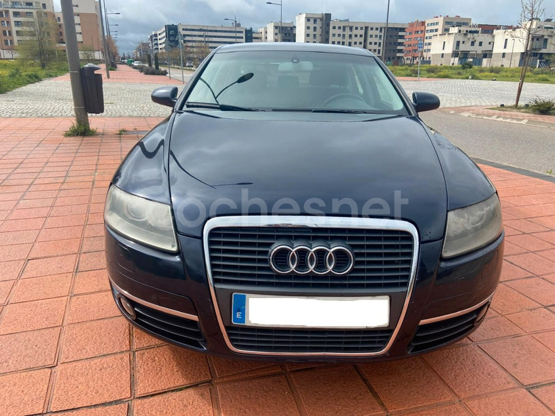 AUDI A6 2.4