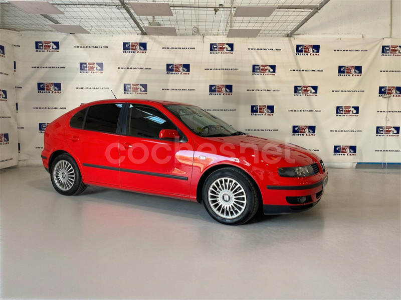 SEAT León 1.8i T 4 20V SPORT