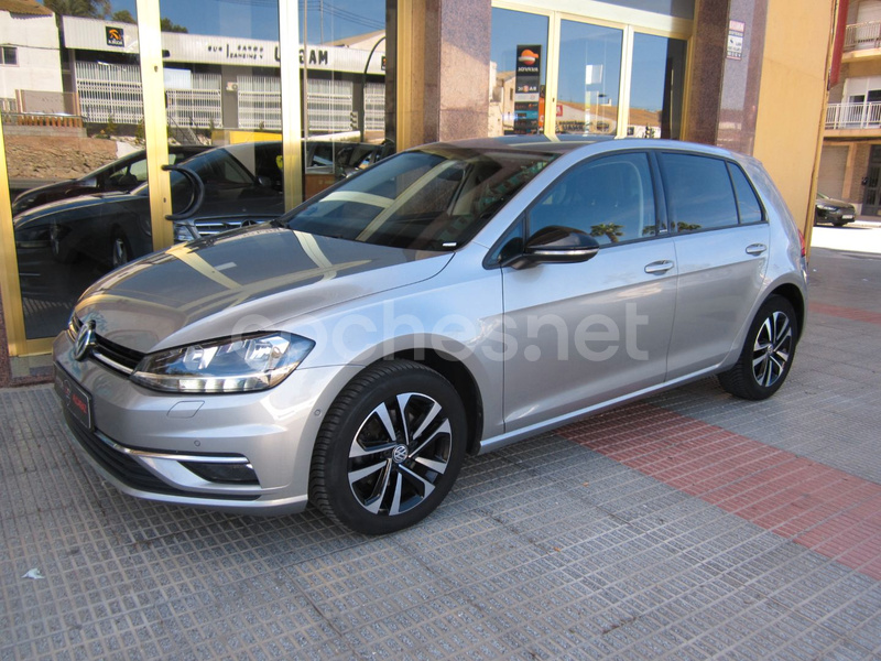 VOLKSWAGEN Golf Sport 1.6 TDI
