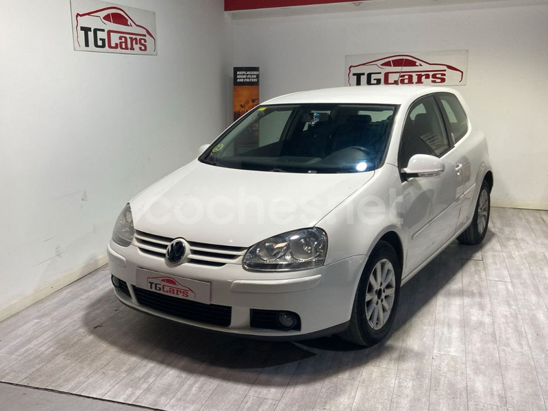 VOLKSWAGEN Golf 1.9 TDI Highline