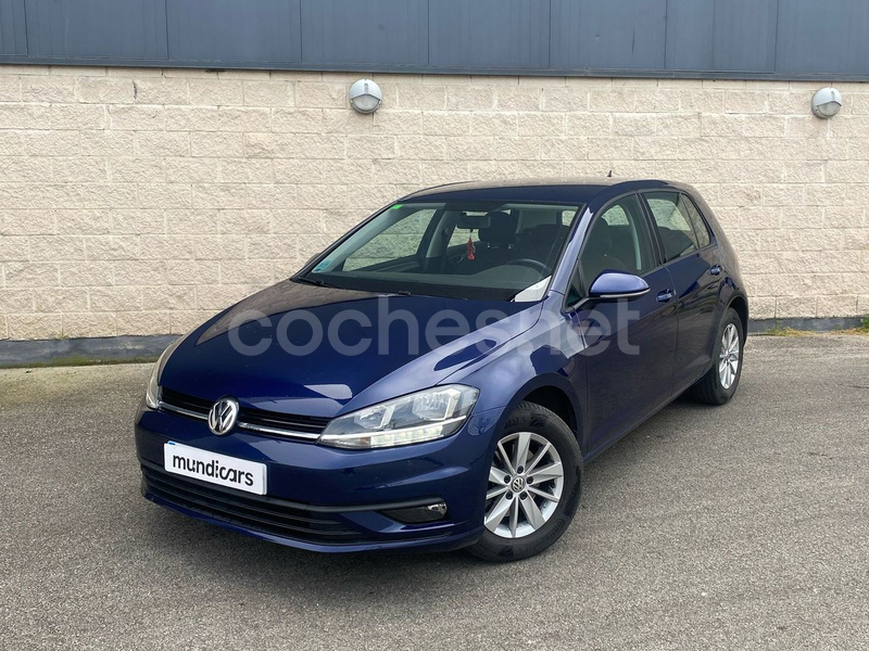 VOLKSWAGEN Golf Advance 1.6 TDI