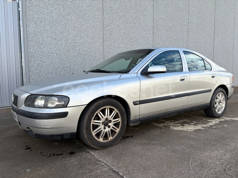 VOLVO S60 2.4D Momentum