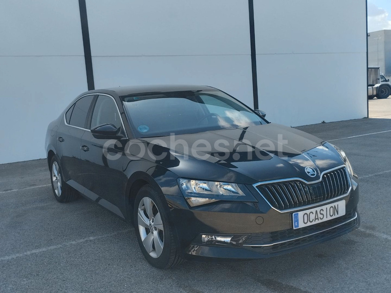 SKODA Superb 2.0 TDI Active