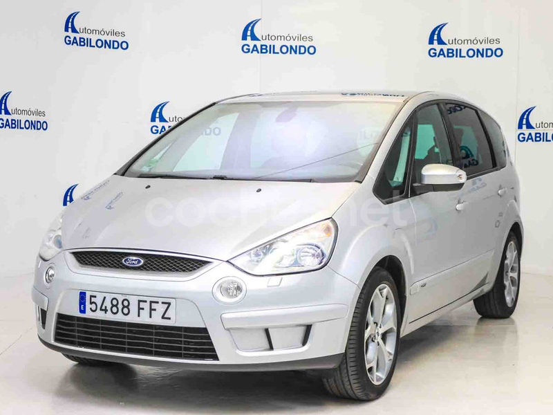 FORD S-MAX 2.5 Titanium