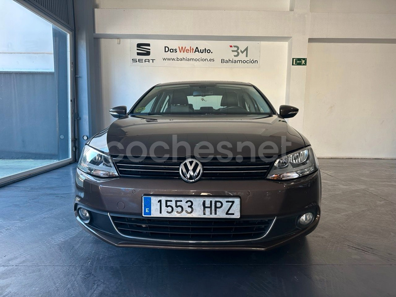 VOLKSWAGEN Jetta 1.6 TDI Advance Bluemotion Tech