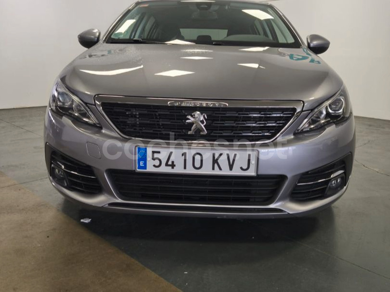 PEUGEOT 308 Allure PureTech 130 SS 6 Vel. MAN