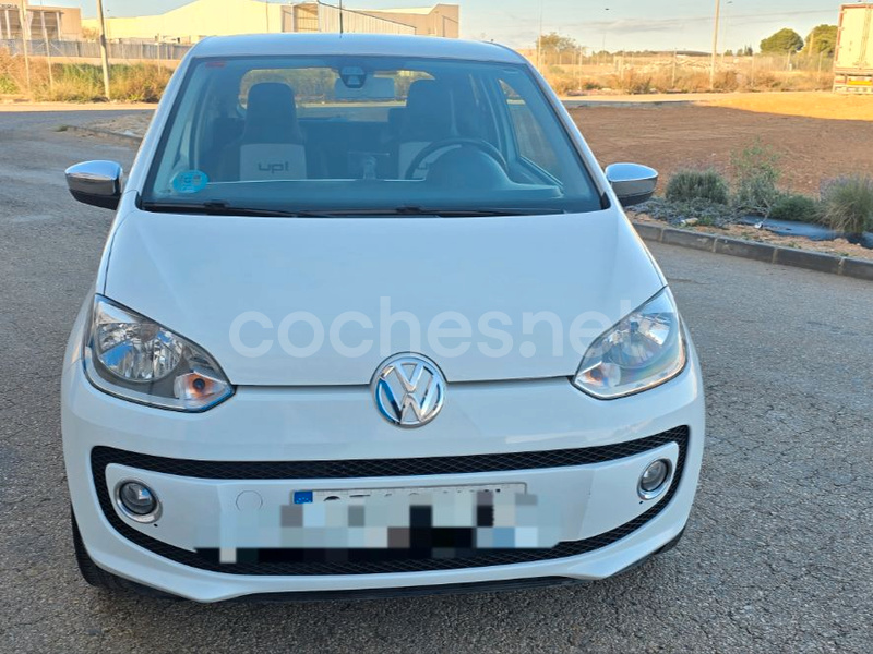 VOLKSWAGEN up! 1.0 White up