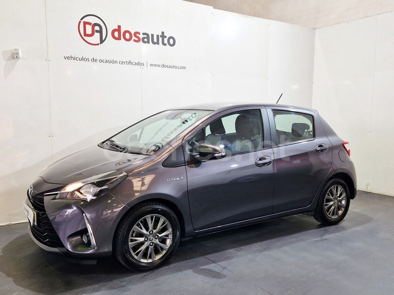 TOYOTA Yaris 1.5 100H Active
