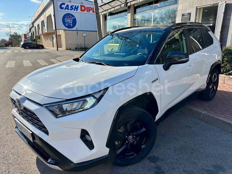 TOYOTA Rav4 2.5l 220H Advance