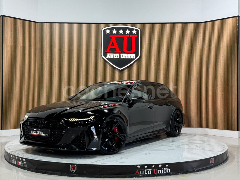 AUDI A6 RS 6 Avant TFSI quattro