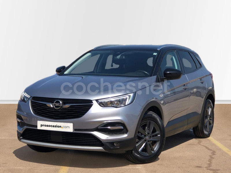 OPEL Grandland X 1.2 Turbo Design Line