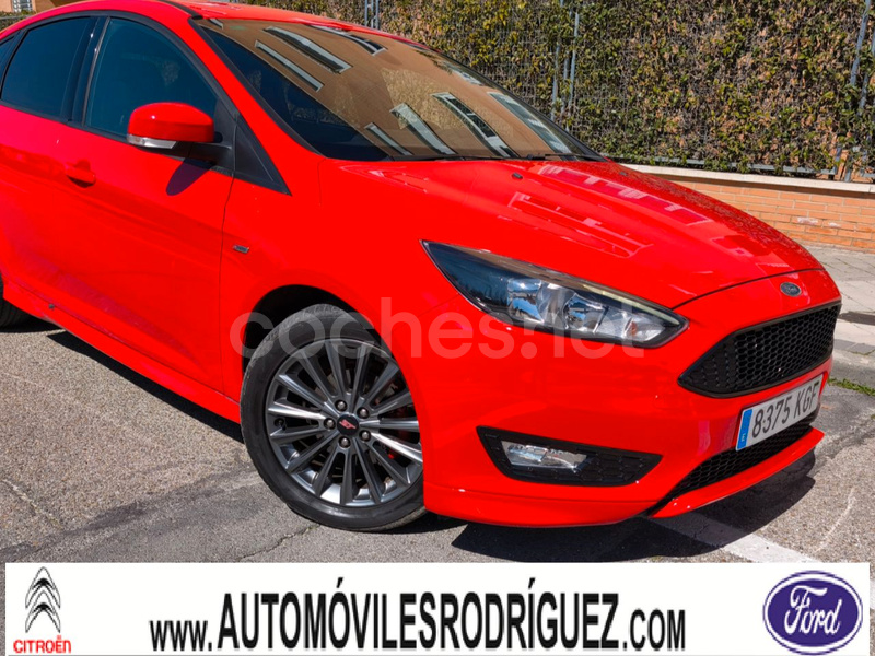 FORD Focus 1.0 Ecoboost STLine Auto